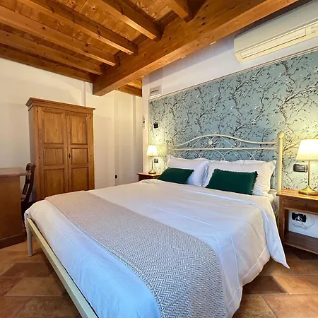 Corte Ruspecchio Bed & Breakfast